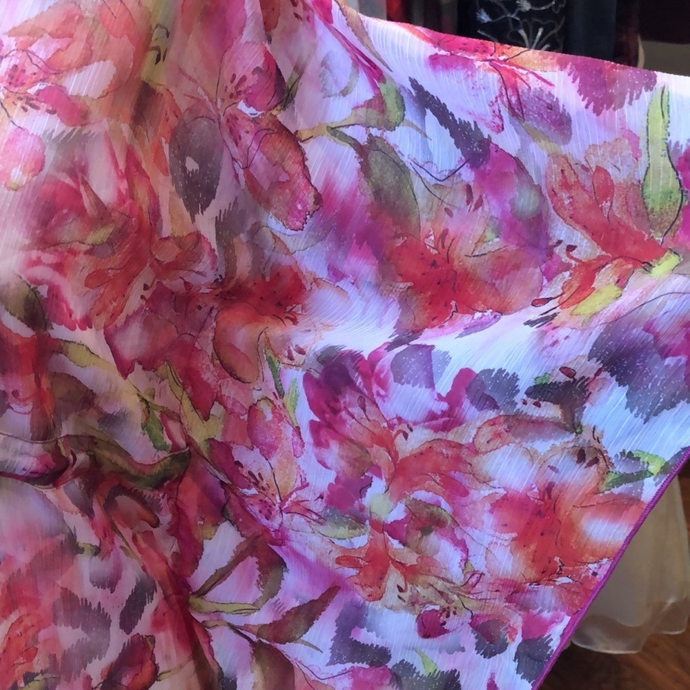 BECCA Flutter Sleeve Floral Semi Sheer Swim Cover up Women’s size XS/S New - Picture 4 of 17